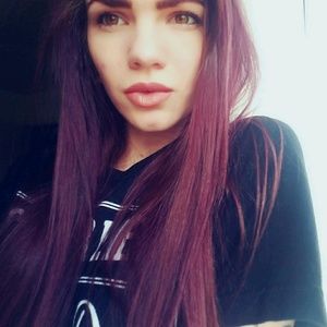 Meet your Posher, Skylar